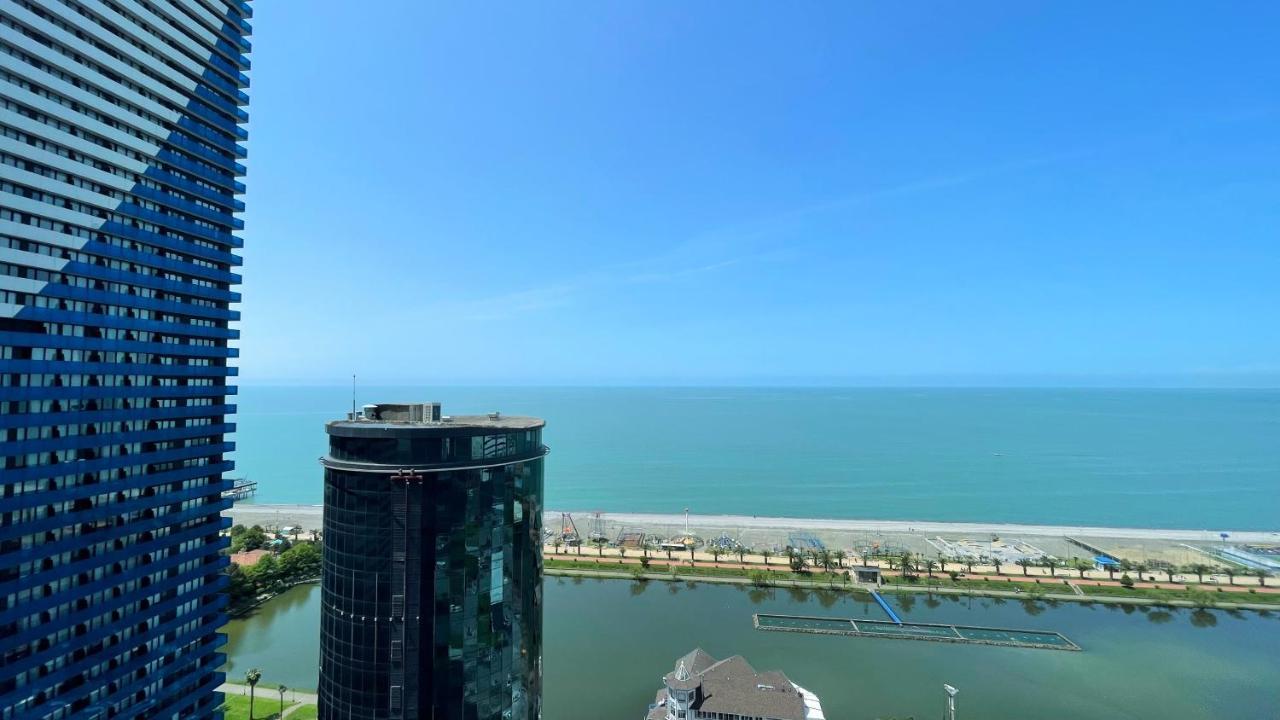 Apartments Black Sea Resort Batumi Exteriör bild
