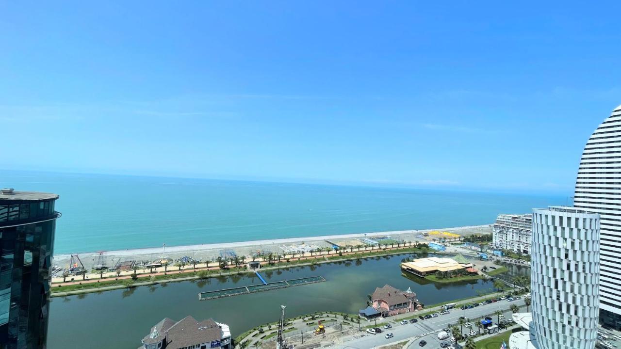 Apartments Black Sea Resort Batumi Exteriör bild